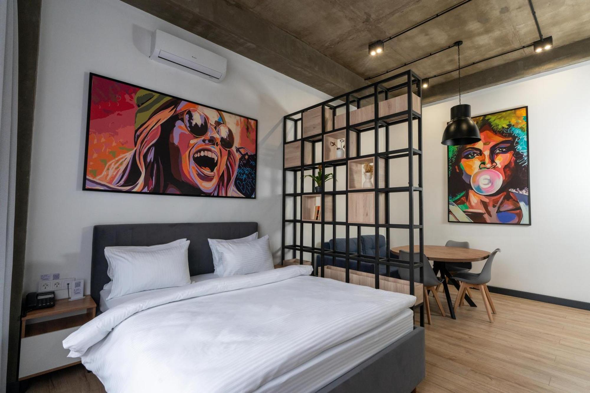 Apart Hotel Loft Almaty Exterior foto